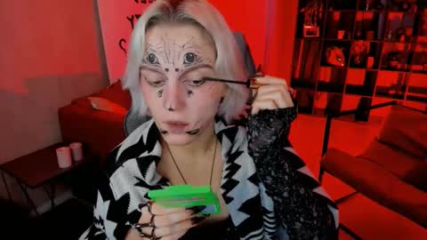 Bethany online show from October 31, 4:25 am