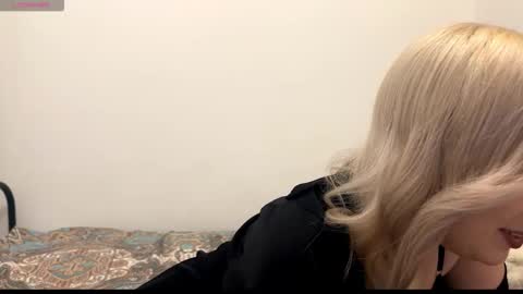 BlondeReka ITS MY 1st DAY HERE online show from December 1, 12:41 pm