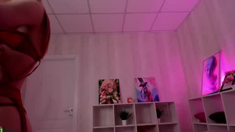 Brianna online show from February 6, 1:42 am