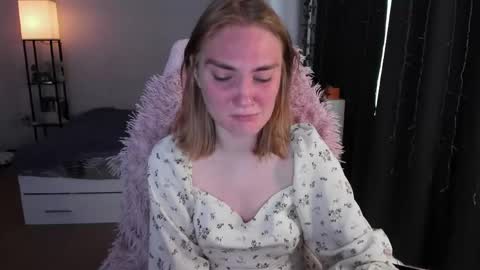 Dory make me happier online show from May 11, 4:14 am
