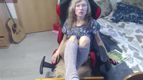 Betty online show from October 4, 7:14 am