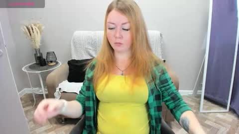 Snapshot of bettyurbane chatting on September 22, 4:44 am Mila Sweet online show from September 22, 4:44 am