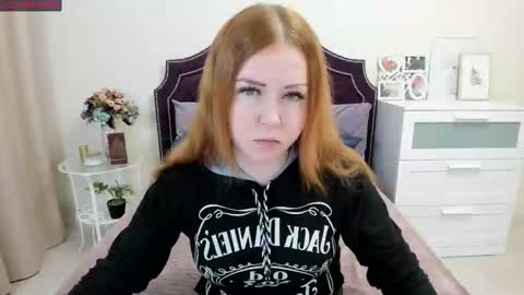 Snapshot of bettyurbane chatting on February 21, 4:29 am Mila Sweet online show from February 21, 4:29 am