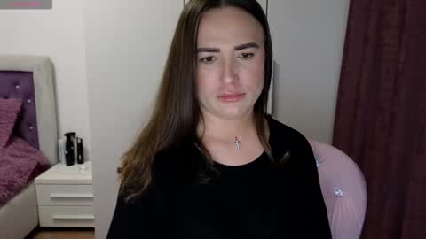   BeyonceDoll       Twitter DollBeyonce    online show from March 10, 10:03 pm