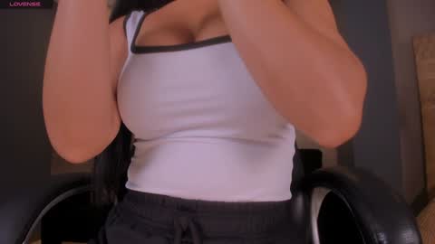 Snapshot of biancapierce_ chatting on January 17, 11:49 am Bianca Pierce online show from January 17, 11:49 am