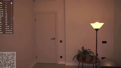 Ophelia online show from October 13, 6:32 pm