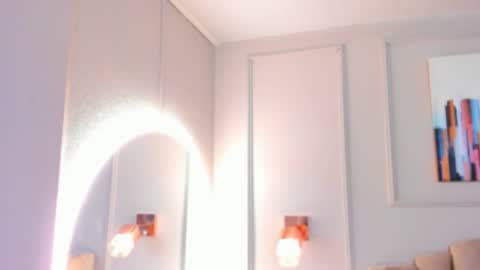   online show from January 31, 10:20 am