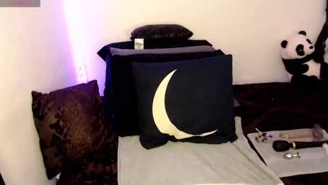 Nichole lights online show from February 16, 10:09 pm