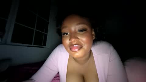 bigtittienyx online show from November 14, 7:30 am