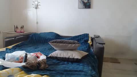 BigTwinsOmg online show from February 24, 7:40 am