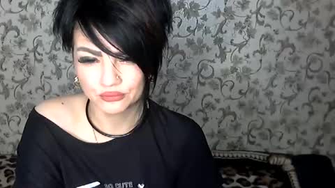 black_hot_01 online show from October 27, 5:25 am