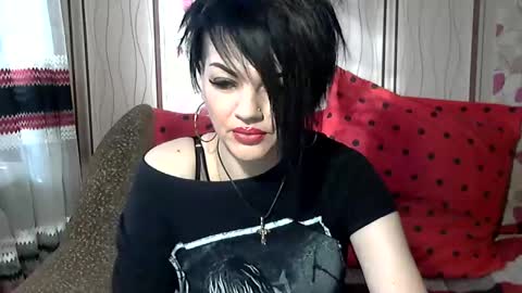 Snapshot of black_hot_01 chatting on February 19, 6:55 am black_hot_01 online show from February 19, 6:55 am