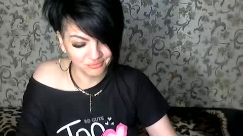 Snapshot of black_hot_01 chatting on September 9, 10:31 pm black_hot_01 online show from September 9, 10:31 pm