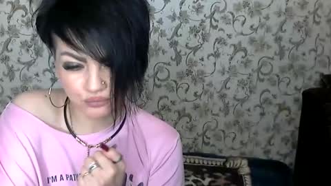 black_hot_01 online show from November 20, 5:52 am