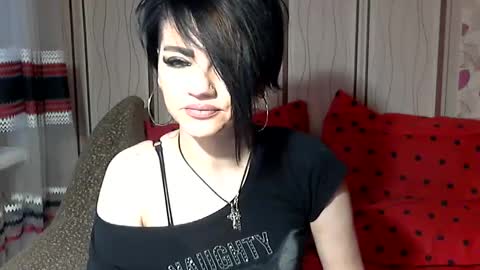 Snapshot of black_hot_01 chatting on January 6, 10:13 am black_hot_01 online show from January 6, 10:13 am
