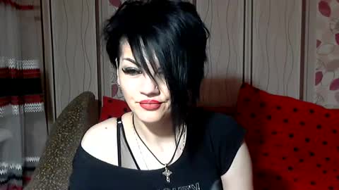 Snapshot of black_hot_01 chatting on January 16, 12:34 am black_hot_01 online show from January 16, 12:34 am