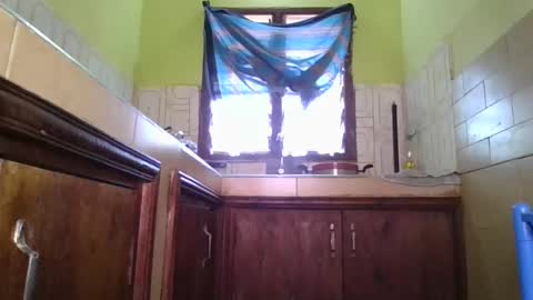 black queen online show from November 21, 9:11 am