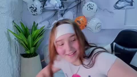 Snapshot of black_russo_r chatting on October 9, 8:02 pm Black Russo online show from October 9, 8:02 pm