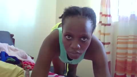 blackbarbiel online show from January 7, 12:30 pm