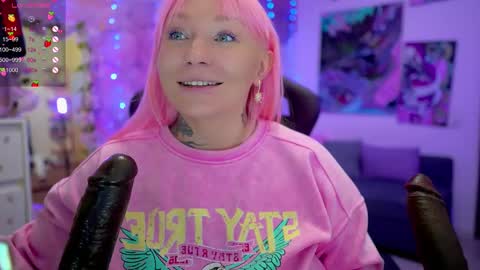 Alice online show from February 21, 7:21 pm