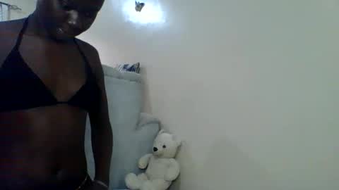 Snapshot of blackmela chatting on October 22, 5:12 am Blackmela online show from October 22, 5:12 am