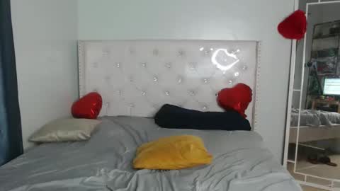 Cleo online show from February 13, 11:06 pm