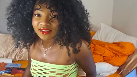 bliss_vixen online show from October 11, 6:40 am