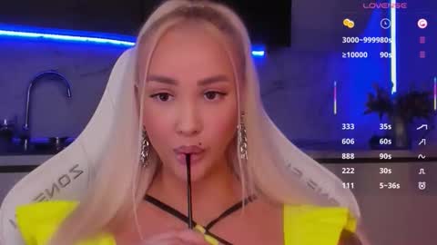 Lana online show from April 23, 6:32 am