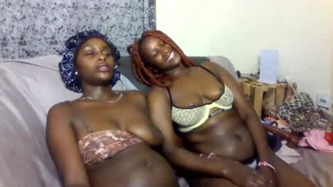 blonde_barby online show from November 11, 11:02 pm