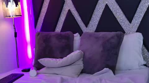 alejandra online show from February 14, 2:13 am