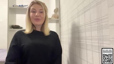 blondie_xoxoxo online show from December 4, 5:35 pm