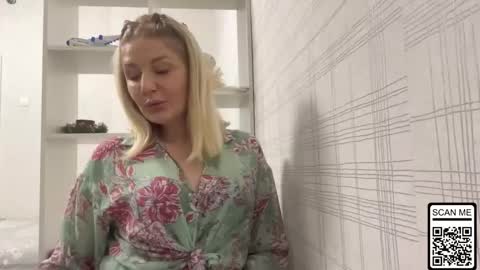 blondie_xoxoxo online show from November 23, 6:42 pm