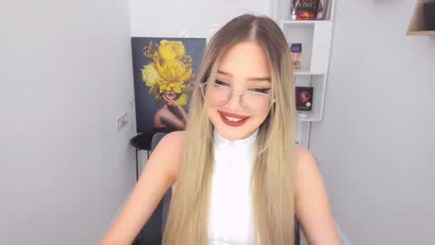 Sophia online show from January 25, 7:38 pm