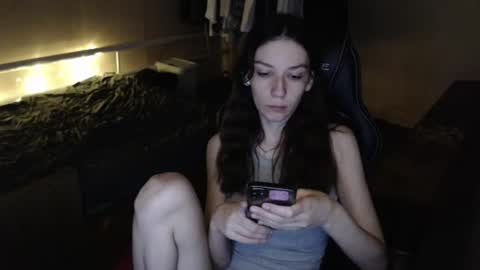 blue__velvet_ online show from June 25, 10:00 pm