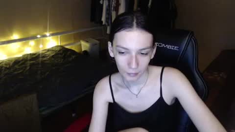 blue__velvet_ online show from July 9, 9:06 pm
