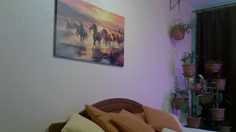 blue_berryx online show from February 13, 5:37 am