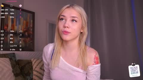 Adeline online show from December 15, 5:45 am