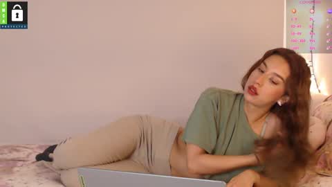 Blue online show from March 5, 10:23 pm