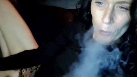 Snapshot of blueeyedlie chatting on October 20, 3:31 am Blueeyedlie online show from October 20, 3:31 am