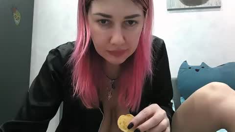 BlueXOwl online show from January 18, 6:21 pm