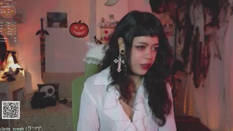 Snapshot of blushing_nymph chatting on October 17, 2:48 am Im Nym Justa nymph on twitter and IG online show from October 17, 2:48 am