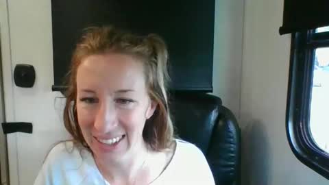 MamaMorgan online show from November 20, 7:15 pm