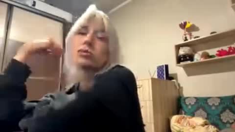 Alisha online show from March 2, 12:23 pm