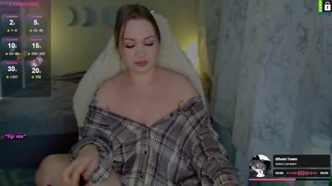  Lina  online show from January 16, 7:10 pm