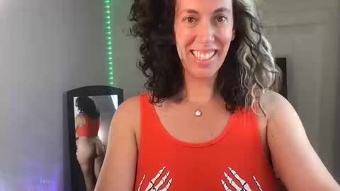 Snapshot of bonfirebonnie chatting on October 10, 1:49 pm Bonnie online show from October 10, 1:49 pm