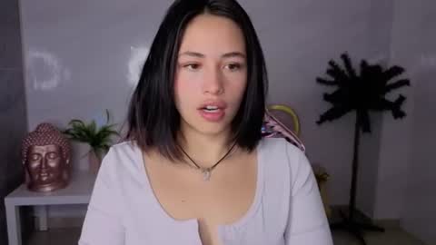 Bonnie  online show from June 16, 1:12 pm