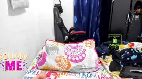 bonnie lam  hello welcome to my room I hope you have fun and you can reach your maximum pleasure here with me online show from November 30, 3:43 am