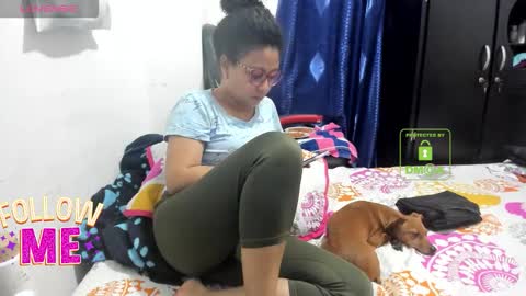 bonnie lam  hello welcome to my room I hope you have fun and you can reach your maximum pleasure here with me online show from November 7, 1:33 am