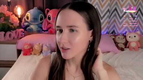 Snapshot of bonniedry chatting on September 23, 1:15 am Emma online show from September 23, 1:15 am