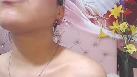 bonniekim online show from December 18, 10:02 pm